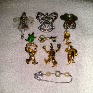 Lot of 10 Pins / Brooches
